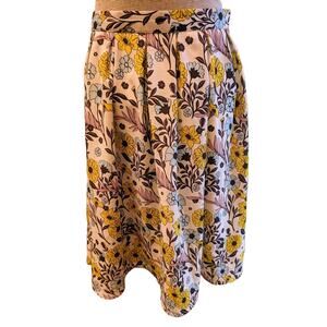 Modcloth Floral Pleated A-Line Knee Length Satin Lined Skirt Size M